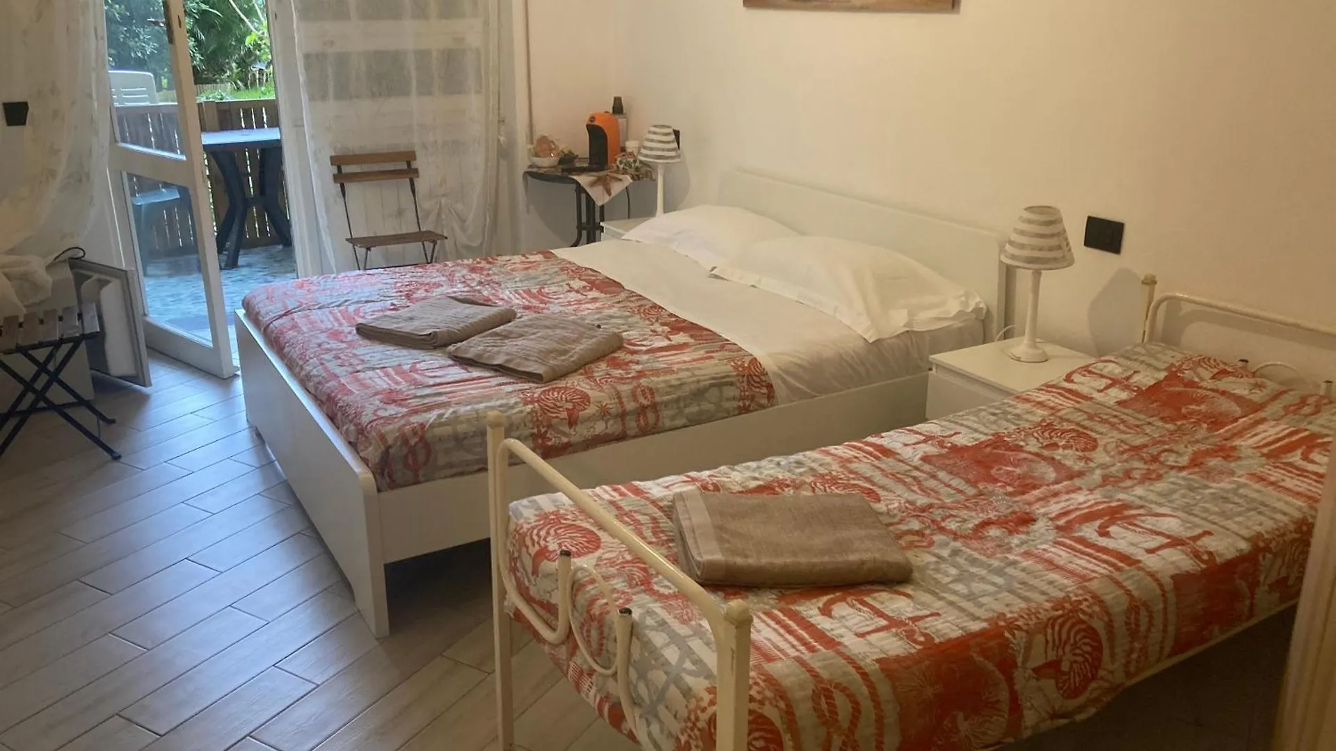 Guest House Berzefi Bergeggi Italy