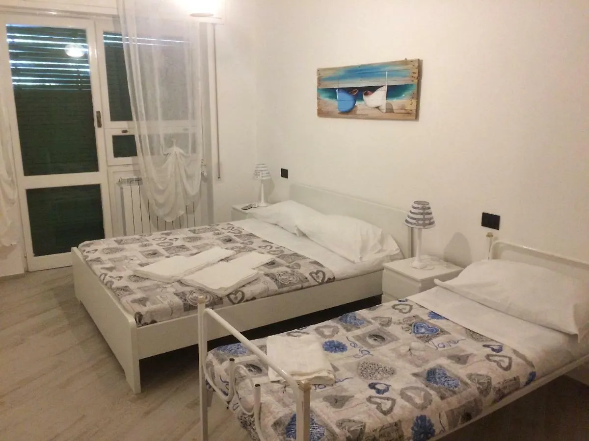 Guest House Berzefi Bergeggi Italy